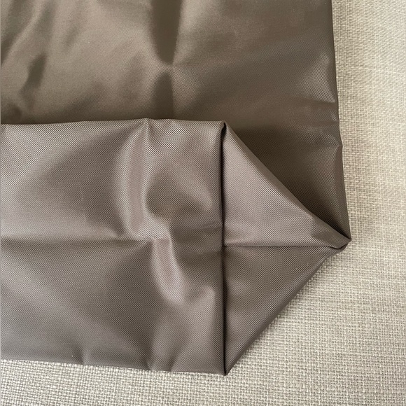 Longchamp LE PLIAGE Medium TOTE BAG in Terra dark brown - Picture 9 of 14